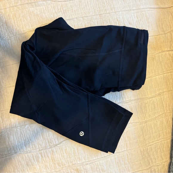 Lululemon crop leggings - Picture 4 of 4